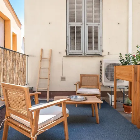 Stunning Duplex With Terrace - Port Of / Ac شقة *